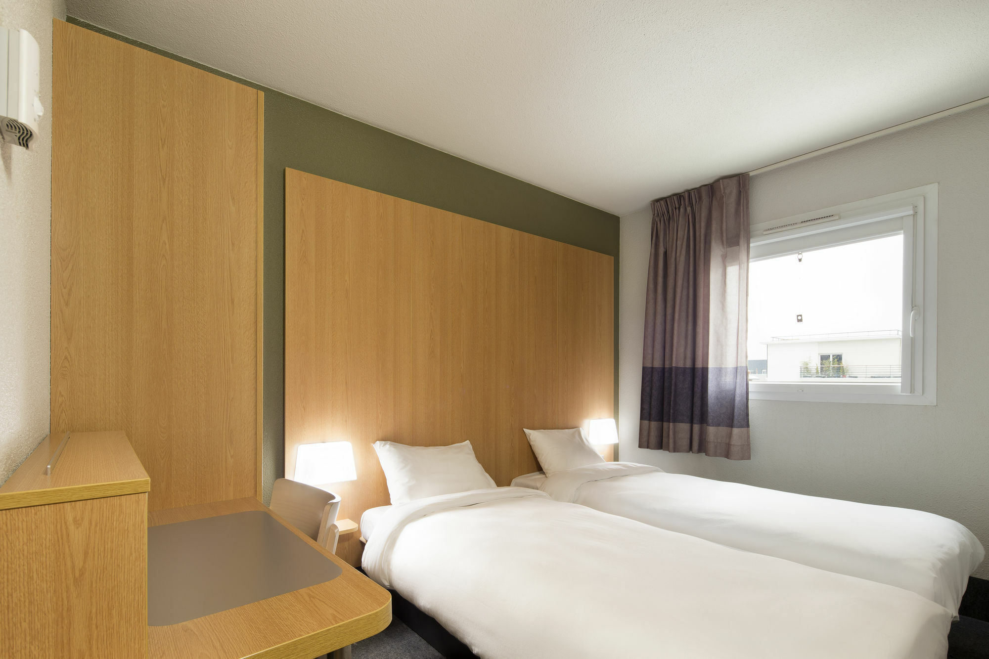 B&B Hotel 에브뢰 외부 사진