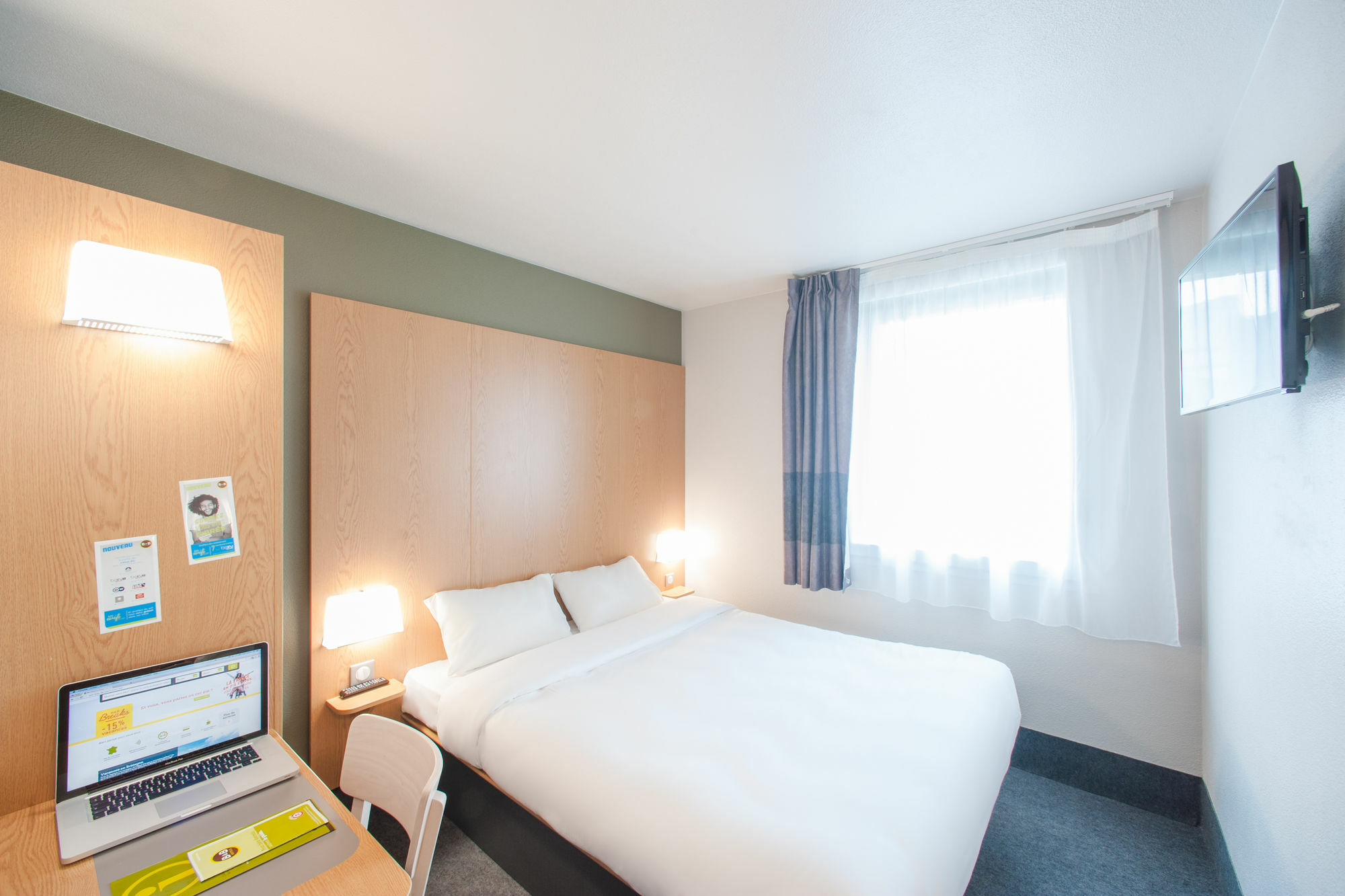 B&B Hotel 에브뢰 외부 사진